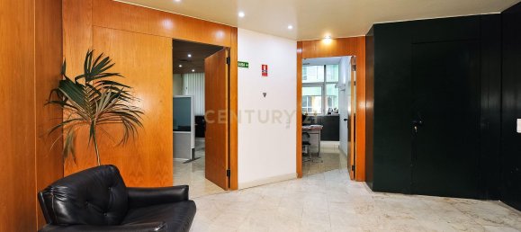  بناية في Lisbon, Portugal 2230متر مربع رقم 98173 3