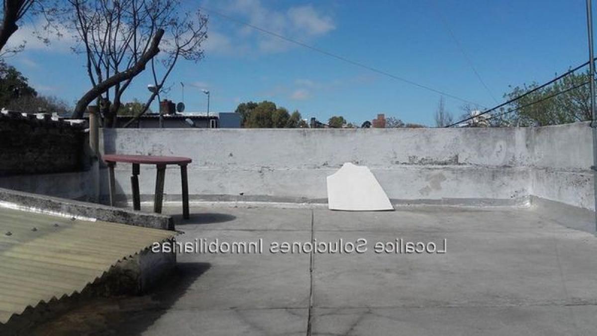 Studio in Montevideo, Uruguay No. 10962