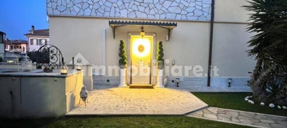 5 bedrooms Villa in Rome, Italy No. 320153 36