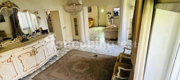 5 bedrooms Villa in Rome, Italy No. 320153 22