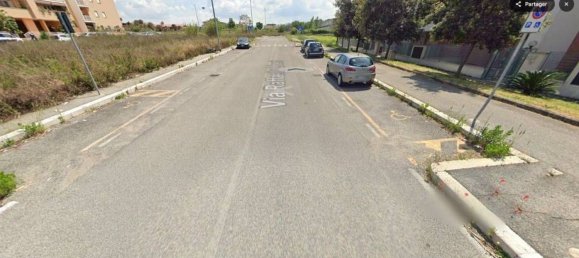 2 rooms Apartment in Rome, Italy No. 197226 4