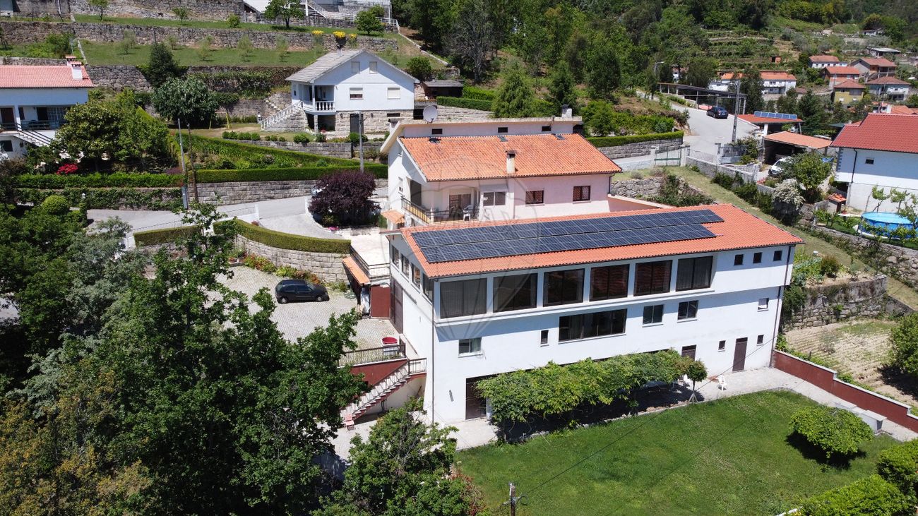 3 bedrooms House in Tondela, Portugal No. 182950