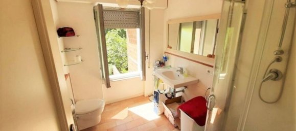 Дом с 7 комнатами в Орвието, Италия № 47390 10