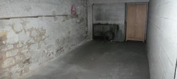 18m² Parking in Paris, France No. 187450 4