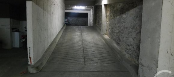 18m² Parking in Paris, France No. 187450 3
