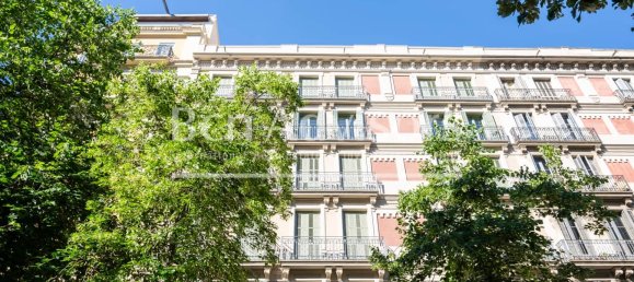 3 bedrooms Penthouse in Eixample, Spain No. 164803 36