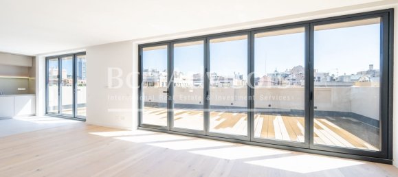 3 bedrooms Penthouse in Eixample, Spain No. 164803 4