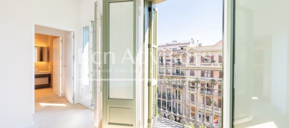 3 bedrooms Penthouse in Eixample, Spain No. 164803 26