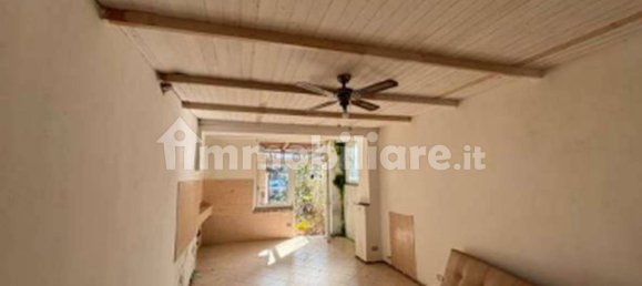 2 chambres Appartement à Venegono Superiore, Italy No. 265934 3