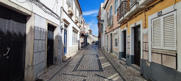 Bâtiment à Vila Franca de Xira, Portugal 186m² No. 77128 6