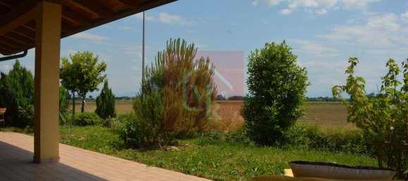 5 rooms Apartment in Udine, Italy No. 86322 32