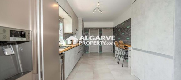 5 bedrooms Villa in Loule, Portugal No. 351565 16