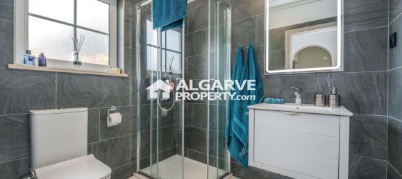 5 bedrooms Villa in Loule, Portugal No. 351565 4