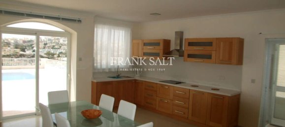 3 غرف نوم بنغالو في Mellieha, Malta رقم 7778 7