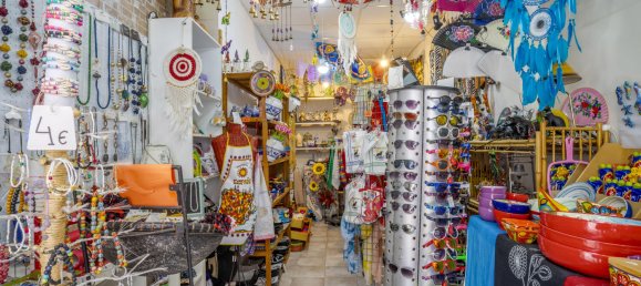 3 bedrooms Commercial property in Torremolinos, Spain No. 165675 3