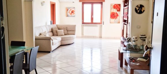 4 rooms Apartment in Pontecorvo, Italy No. 257043 10