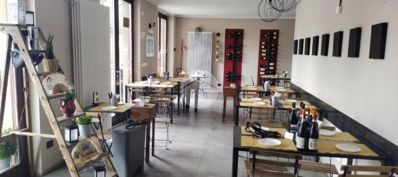 Propiedad comercial de 3 habitaciónes en Collegno, Italy No. 112707 5