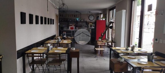 Propiedad comercial de 3 habitaciónes en Collegno, Italy No. 112707 4