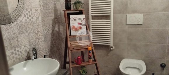 Propiedad comercial de 3 habitaciónes en Collegno, Italy No. 112707 11