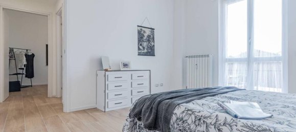 3-salle Appartement à San Vittore Olona, Italy No. 40358 25