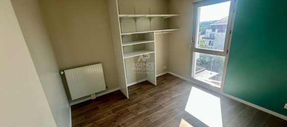 3 غرف نوم شقة في Carrieres-sous-Poissy, France رقم 296334 8