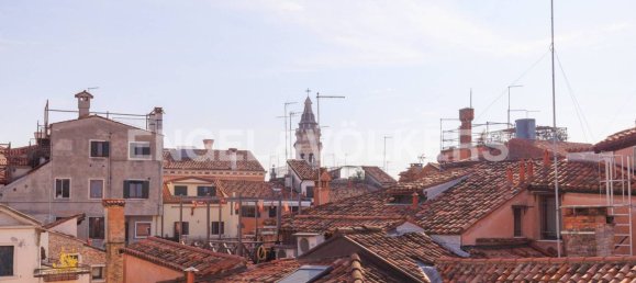2 bedrooms Duplex in Venice, Italy No. 129199 3