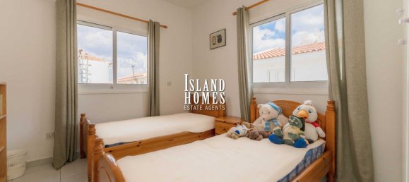 Casa de 3 dormitorios en Paralimni, Cyprus No. 24025 20