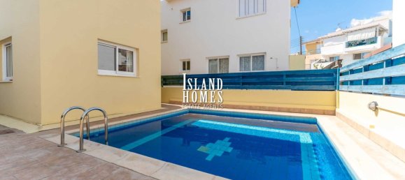 Casa de 3 dormitorios en Paralimni, Cyprus No. 24025 2