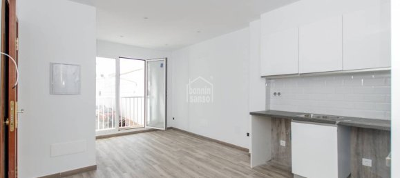 2 bedrooms Apartment in Es Castell, Spain No. 6228 6