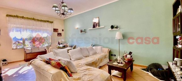 3 rooms Apartment in Giugliano in Campania, Italy No. 154834 7
