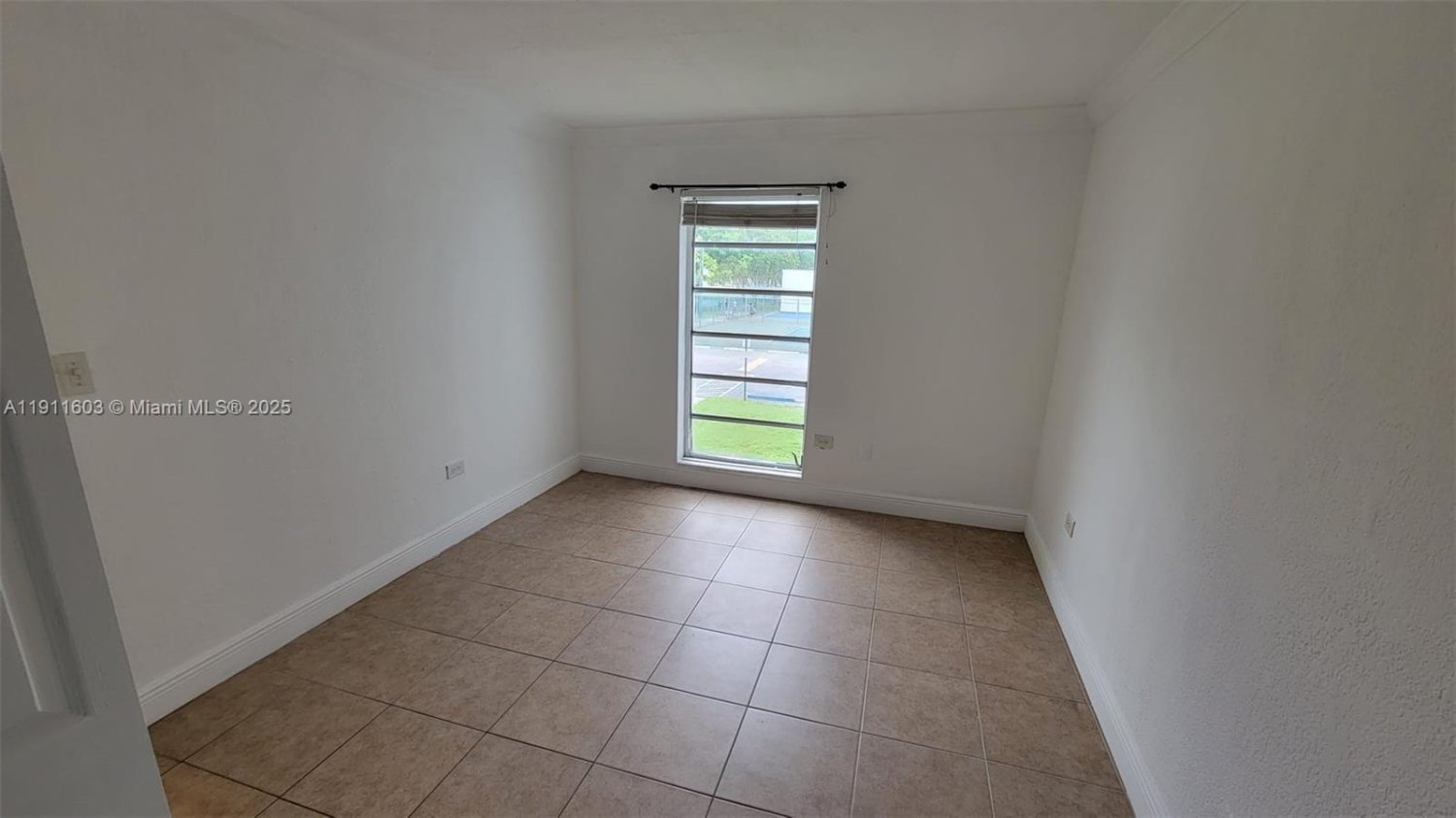 2 dormitorios propiedad comercial en venta en Miami, Miami-Dade, Florida, USA № 615182