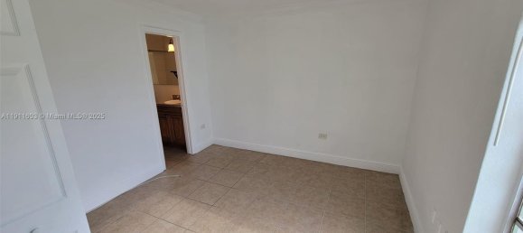 2 dormitorios propiedad comercial en venta en Miami, Miami-Dade, Florida, USA № 615182 10