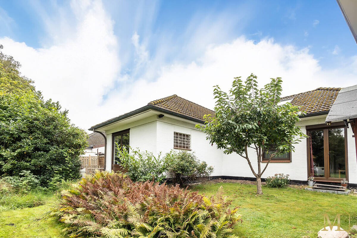 Bungalow de 3 dormitorios en Stade, Germany No. 351093