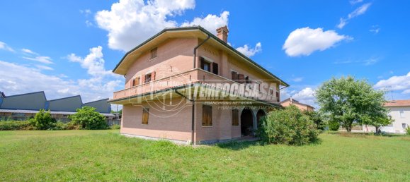 6 rooms House in Poggio Renatico, Italy No. 305100 31