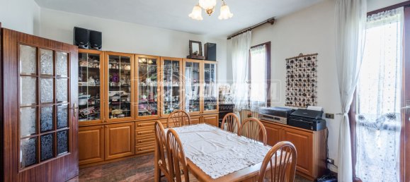 6 rooms House in Poggio Renatico, Italy No. 305100 11