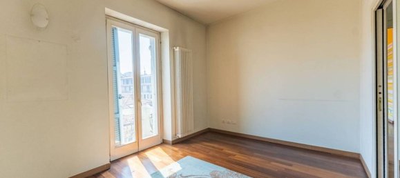 Квартира с 2 спальнями в Милан, Италия № 289424 28