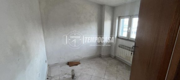 5 rooms House in Fino Mornasco, Italy No. 6013 17