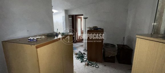 5 rooms House in Fino Mornasco, Italy No. 6013 15