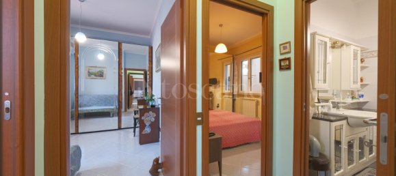 4 rooms Villa in Rome, Italy No. 111596 12