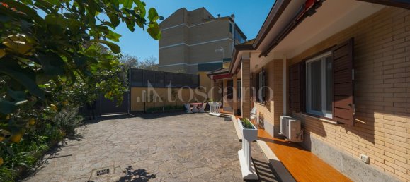 4 rooms Villa in Rome, Italy No. 111596 21