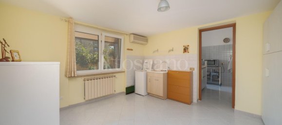4 rooms Villa in Rome, Italy No. 111596 11