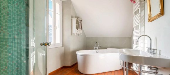 7 chambres Maison à Évian-les-Bains, France No. 272978 10