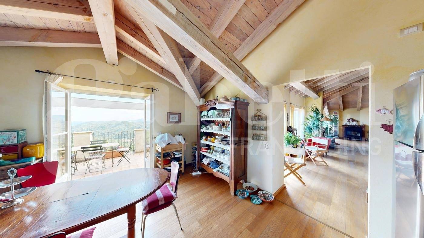 3 bedrooms Penthouse in Calice Ligure, Italy No. 303105