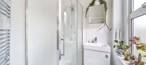 1 bedroom Apartment in London, United Kingdom No. 7635 17