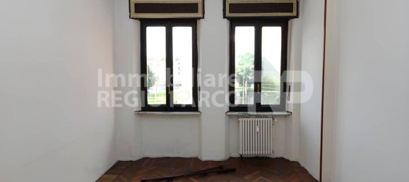 Apartamento T2 em Turin, Italy N.º 340330 4