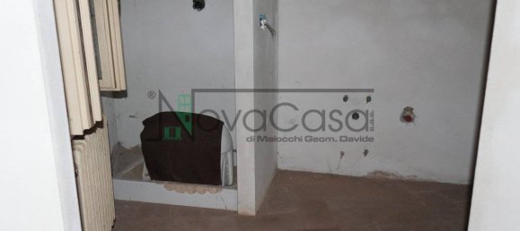 2 Schlafzimmer Haus in Castelnuovo Bocca d'Adda, Italy, Nr. 229961 15