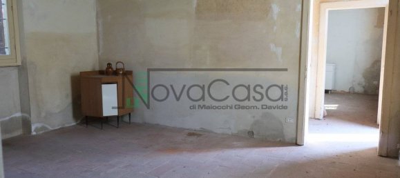 2 Schlafzimmer Haus in Castelnuovo Bocca d'Adda, Italy, Nr. 229961 8