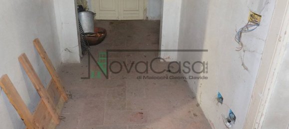 2 Schlafzimmer Haus in Castelnuovo Bocca d'Adda, Italy, Nr. 229961 6