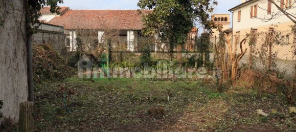 2 Schlafzimmer Haus in Castelnuovo Bocca d'Adda, Italy, Nr. 229961 31