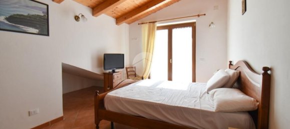 3 rooms Apartment in Agropoli, Italy No. 54652 5